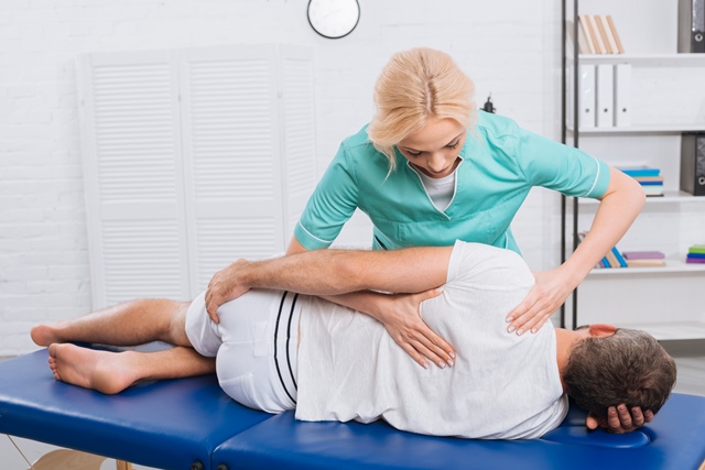 Chiropractor Greenville SC<br>Sports Chiropractor<br>Pediatric <a href=